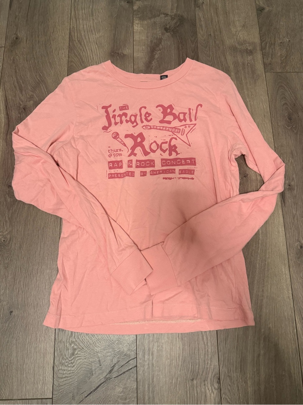 American Eagle Outfitters Coral Pink Long Sleeve Graphic Tee
